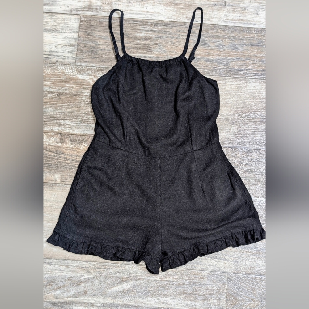 Boutique Black Romper with Ruffle Hem by Paper Crane -Sz M